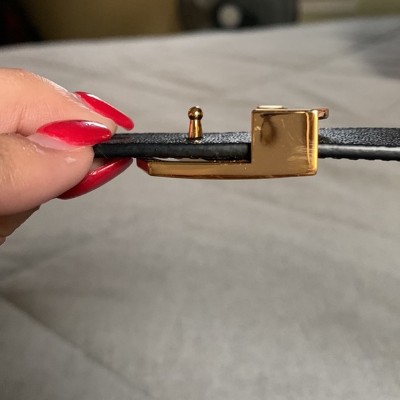 Louis Vuitton Reversible Belt, comes with box - Picture 6 of 6